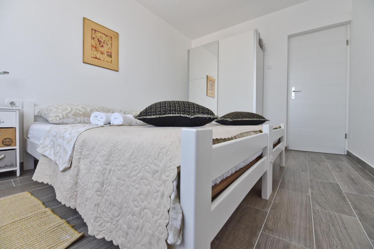 Tonik Apartments 扎达尔 外观 照片
