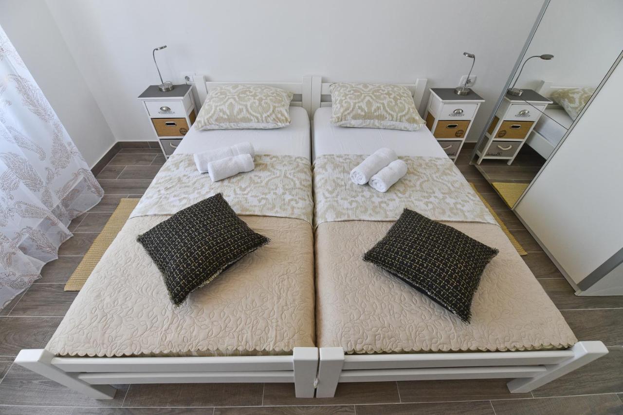 Tonik Apartments 扎达尔 外观 照片